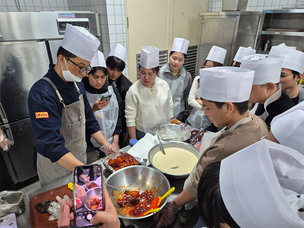 [세계를 홀린 K브랜드] BBQ, 글로벌 K-치킨 플랫폼으로 5만 가맹점 시대 연다