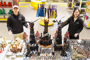 레고 브릭 2만5000개로 만든 '반지의 제왕'&hellip;춘천 레고랜드서 공개