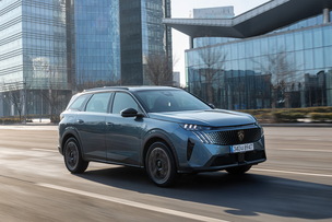 푸조, 프렌치 패밀리 SUV '올 뉴 5008 스마트 하이브리드' 출시