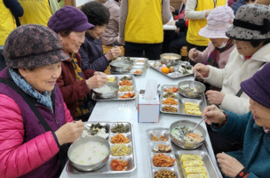 전국천사무료급식소, 34년 이어온 따뜻한 한 끼&hellip; 어르신 위한 나눔 계속