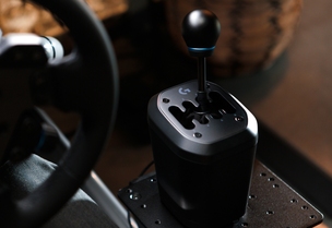 로지텍, 차세대 게이밍 레이싱 기어 'RS H-시프터' 출시