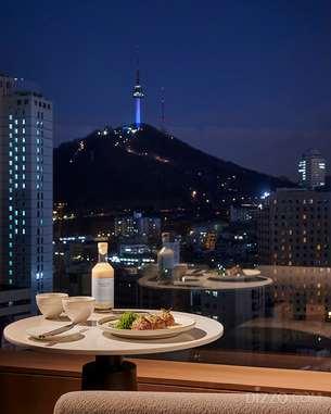 서울 야경 아래 펼쳐지는 ‘K-술상’… 코트야드 메리어트 서울 명동, 22층 바 새단장