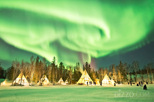 오로라 성지 '옐로나이프', 태양활동 극대기 맞아 역대급 오로라 시즌