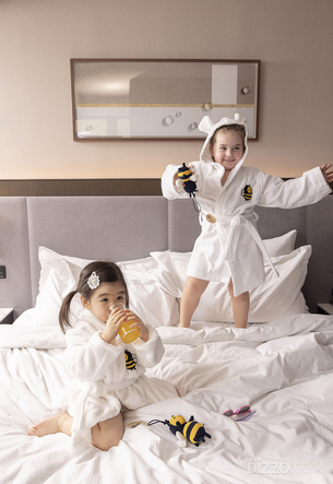 키캉스·키즈룸·원데이 클래스… 호텔가에서 꺼내 든 '가족 카드'