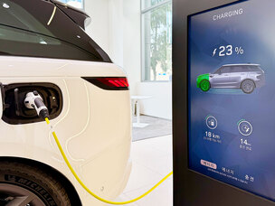 기름값 공포에 전기차로?&hellip; 현실은 '절반의 해법'