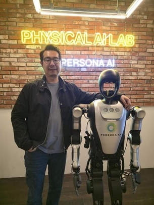 페르소나AI, 음성&middot;언어 결합 온디바이스 AI 적용한 휴머노이드 공개