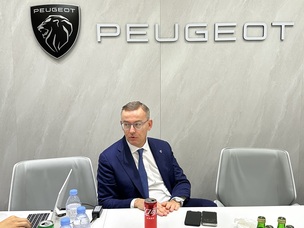 [인터뷰] 푸조 CEO "자율주행 시대에도 핸들은 끝까지 지킨다"
