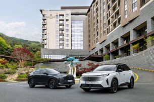 푸조 "자연 속에서 시승하며 힐링하세요"