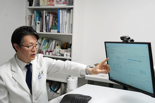 [심층기획] 일상 데이터로 정밀해진 동네의원&hellip;일차 의료에 들어온 디지털 주치의