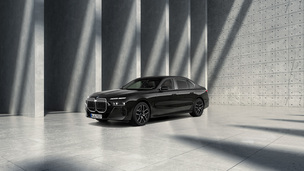 "강렬한 존재감"&hellip; BMW 코리아, 7시리즈 신규 블랙 트림 출시