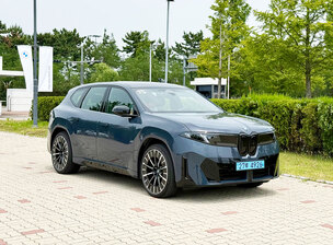 [시승기] BMW가 다시 정의한 전기 SUV '더 뉴 iX3'… '운전 감각의 기준이 바뀌었다'