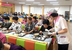 한국나눔연맹, 34년 노하우로 제도 밖 어르신의 삶 전반 가꾼다